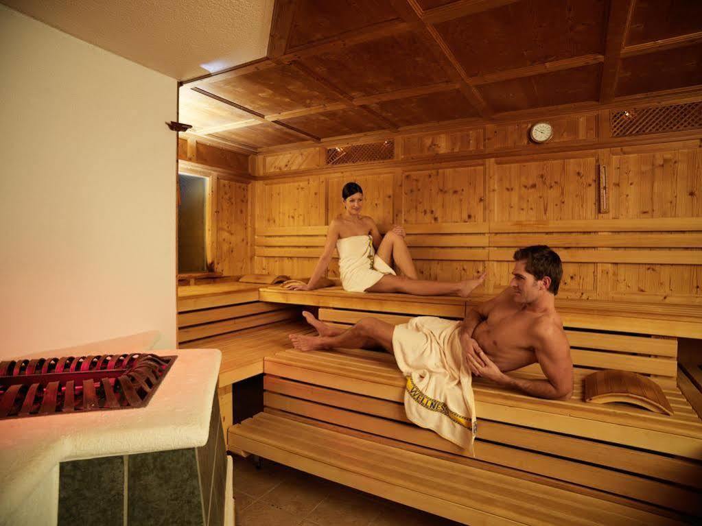 Tieflehner Hof Pitztalhaus Hotel Санкт-Леонхард-им-Пицталь Экстерьер фото